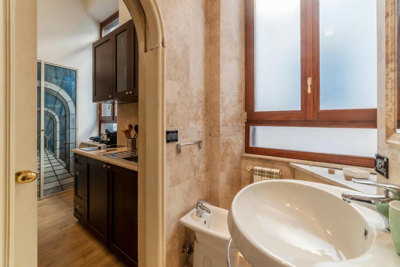 Piazza Di Spagna Elegant Apartment روما المظهر الخارجي الصورة
